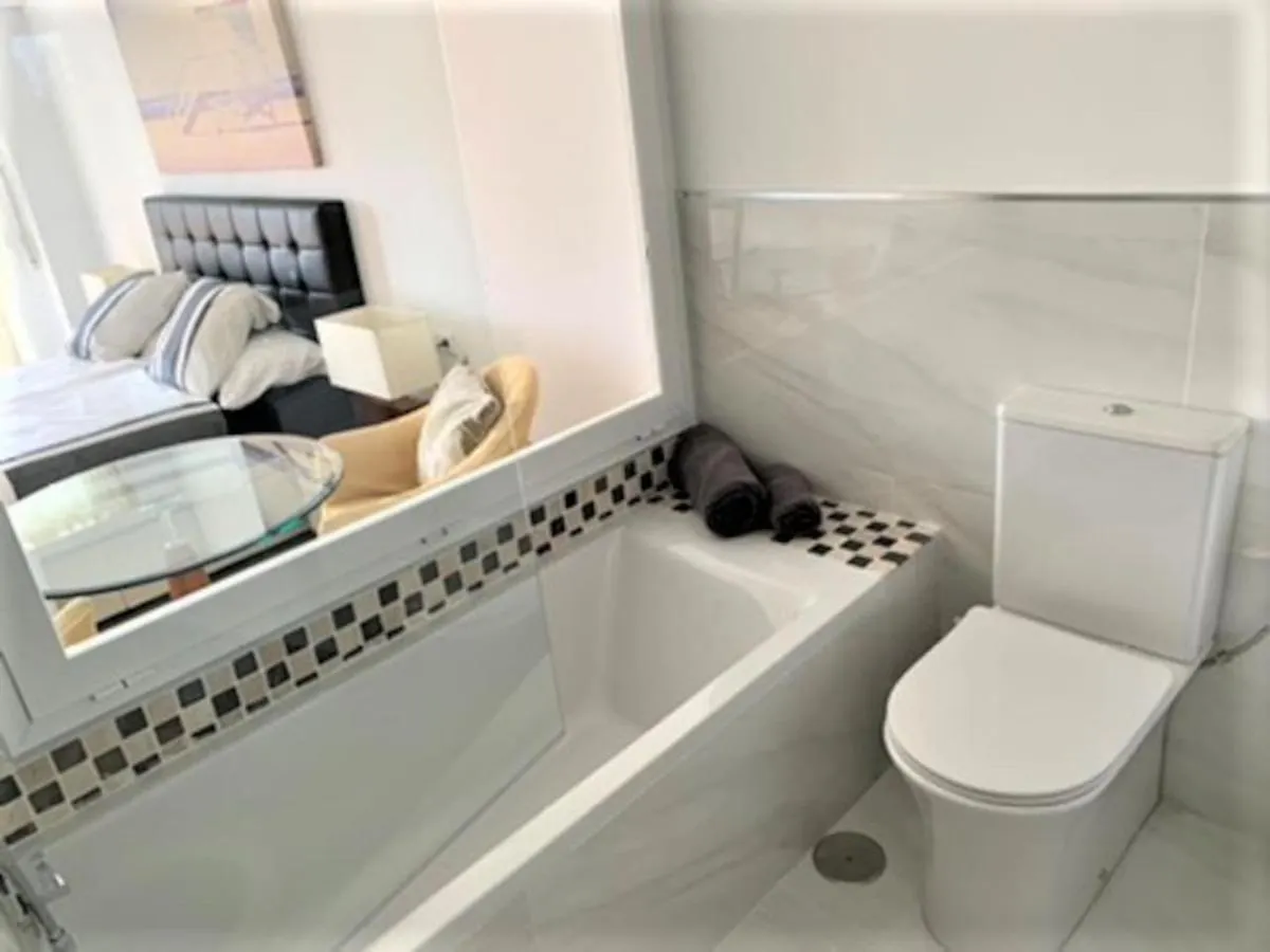 Penthouse /View/Sea/Quiet/Golf/Pool/Atalaya Διαμέρισμα Εστεπόνα